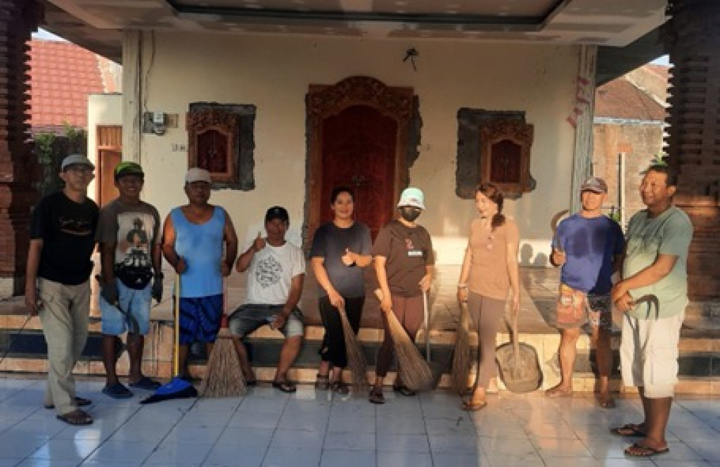 Kegiatan Gotong Royong di Perumahan Pegending Permai Br. Pegending, Desa Dalung